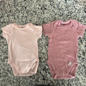 Gerber Organic 0-3 Mos Onesie